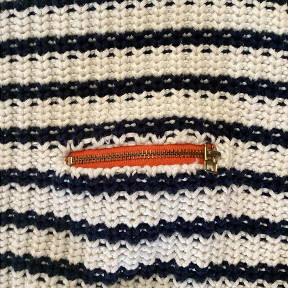 Tommy Hilfiger Cropped Sweater Striped with Zipper Detail, Size M - Picture 4 of 5